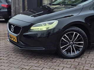 Volvo V40 – thumbnail 2