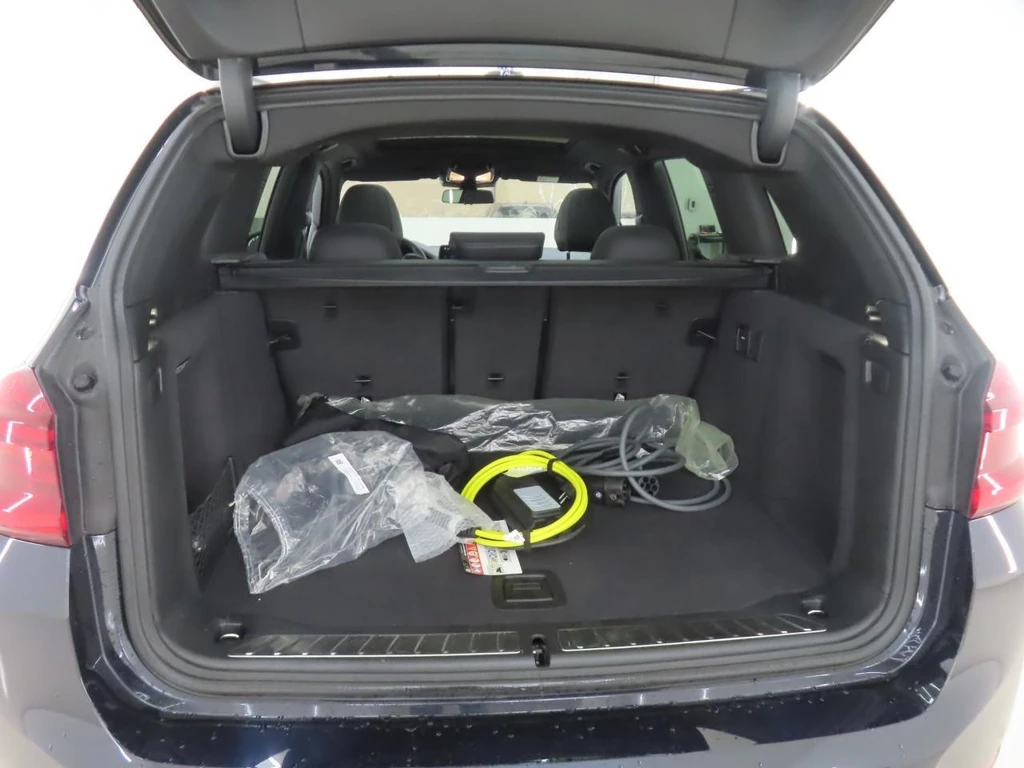 BMW iX3 – foto 9