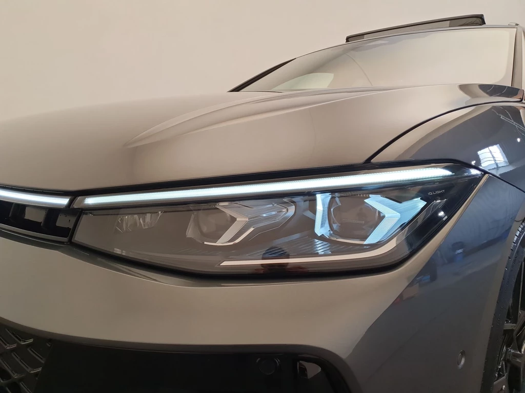 Volkswagen Passat – foto 10