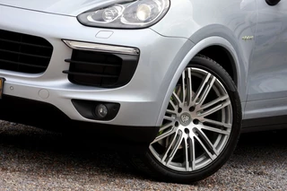 Porsche Cayenne – thumbnail 6