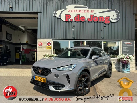 CUPRA Formentor 1.4 E-Hybrid VZ PERF. VZ stuur Panoramadak 360 camera Blis 245PK Erg mooi!