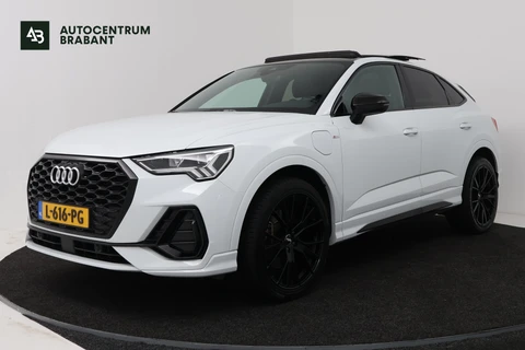 Audi Q3 Sportback 45 TFSI e S Edition (PANORAMADAK, STOELVERWARMING, SFEERVERLICHTING, CARPLAY, CAMERA, 1e EIGENAAR)