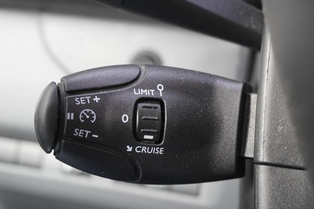 Opel Vivaro – foto 14
