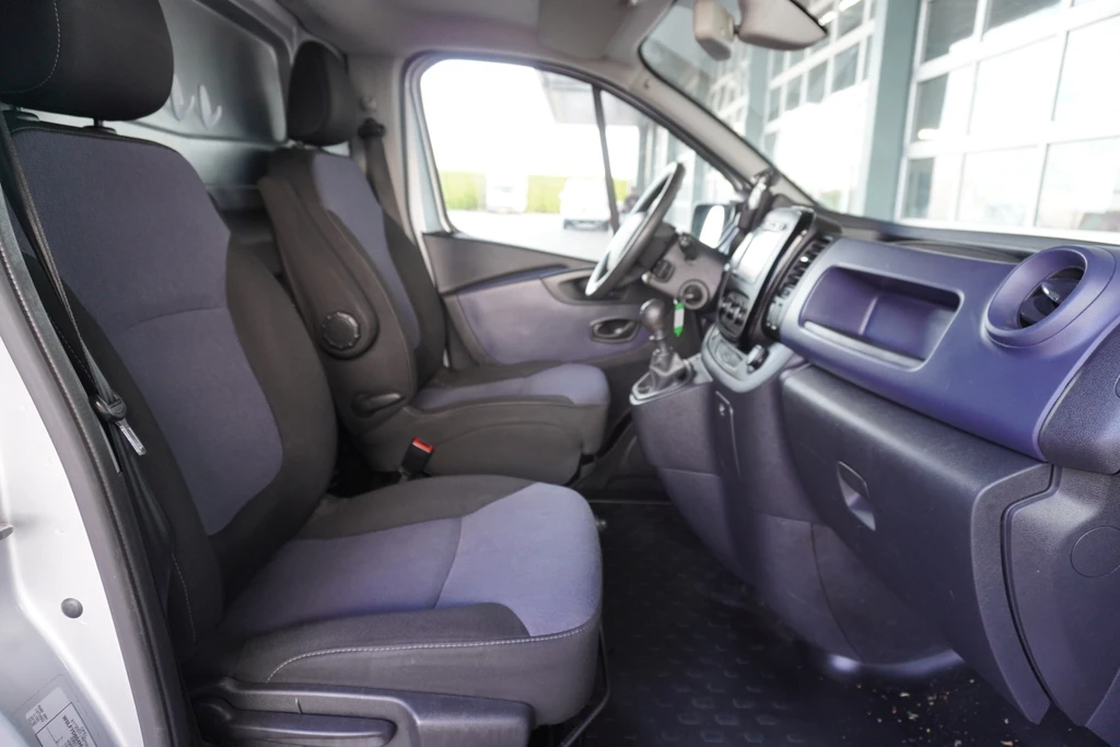 Opel Vivaro – foto 10