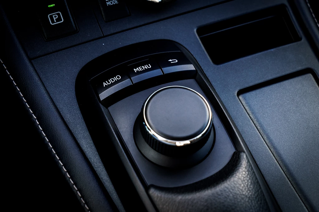 Lexus CT – foto 32