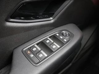 Renault Megane E-Tech – thumbnail 24