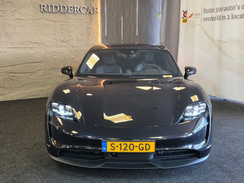 Porsche Taycan – foto 7