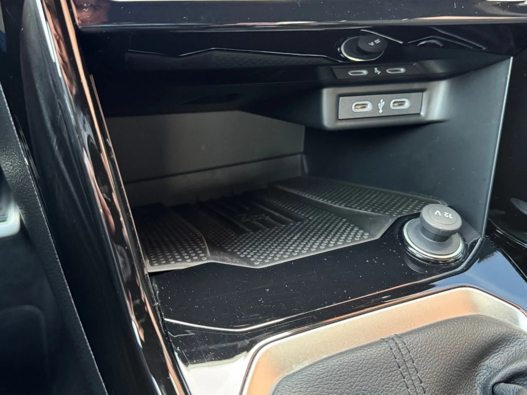 Volkswagen T-Roc – foto 30