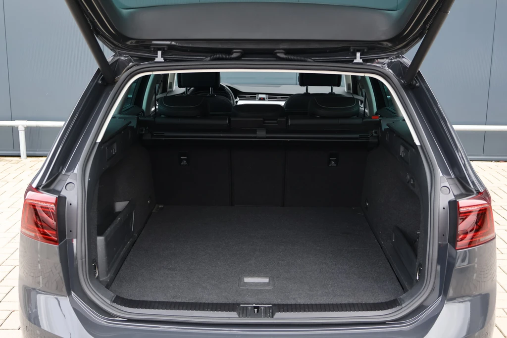 Volkswagen Passat – foto 43
