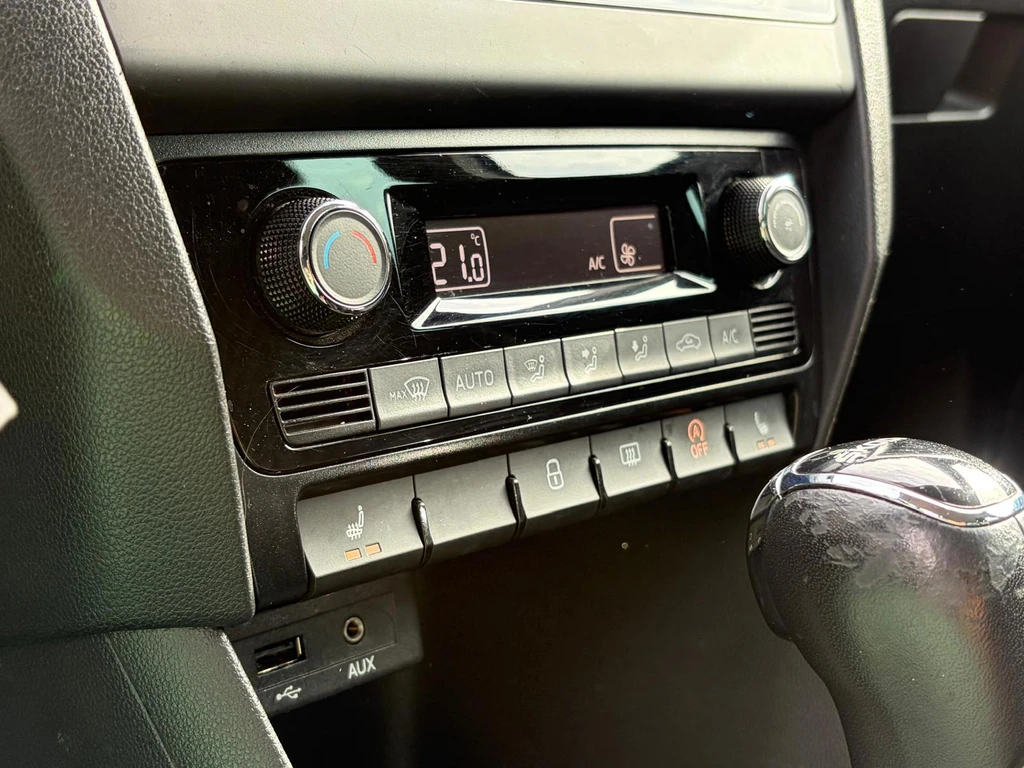 Škoda Rapid – foto 11