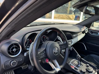 Alfa Romeo Giulia – thumbnail 24