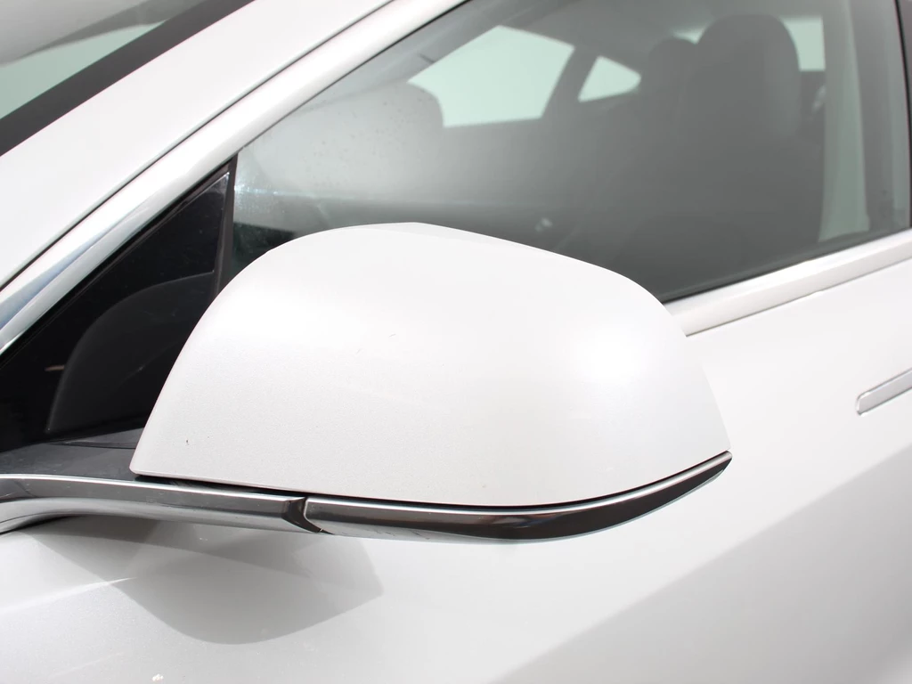 Tesla Model 3 – foto 12