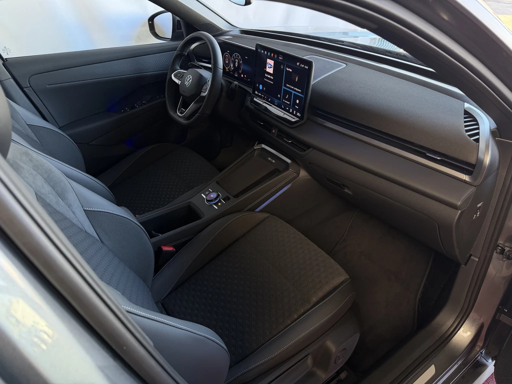 Volkswagen T-Roc – foto 39