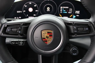Porsche Taycan – thumbnail 35