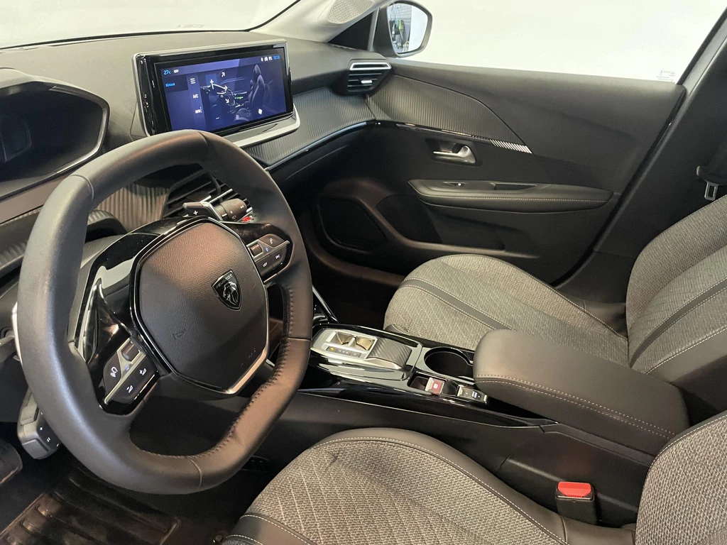 Peugeot 208 – foto 21