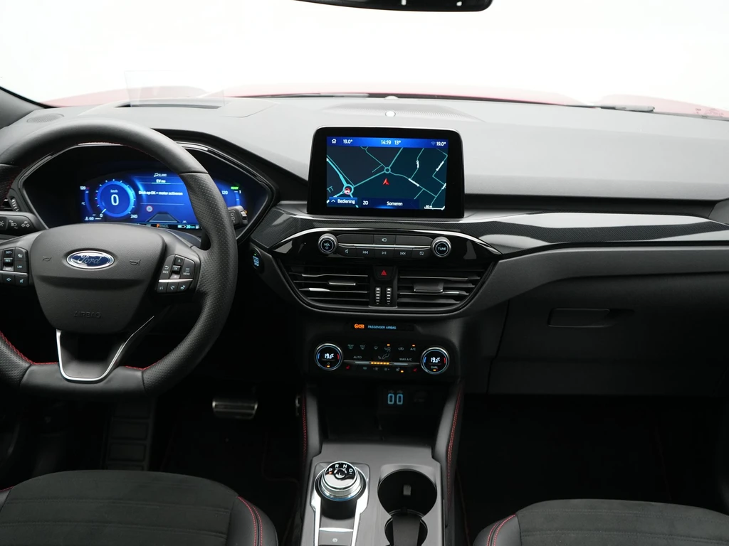 Ford Kuga – foto 18