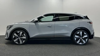 Renault Megane E-Tech – thumbnail 2