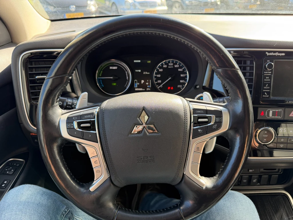 Mitsubishi Outlander – foto 15
