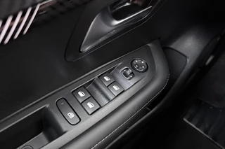 Peugeot 208 – thumbnail 16