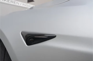 Tesla Model S – thumbnail 33