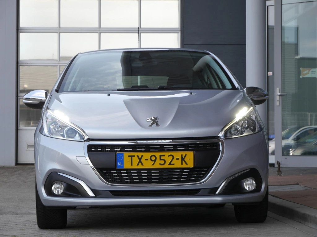 Peugeot 208 – foto 6