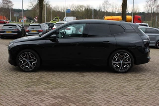 BMW iX – thumbnail 2