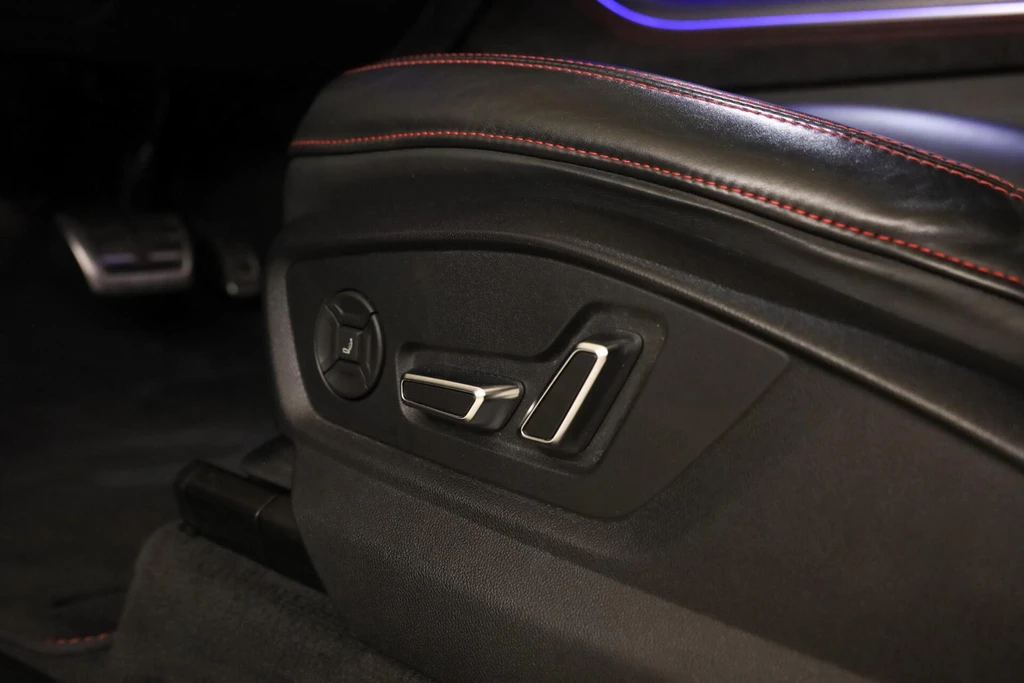 Audi RSQ8 – foto 41