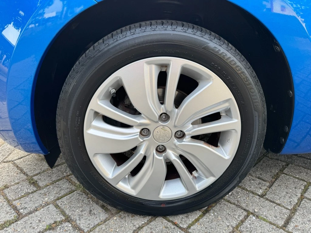 Suzuki Swift – foto 18