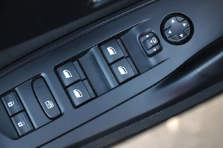 Peugeot 308 – thumbnail 11