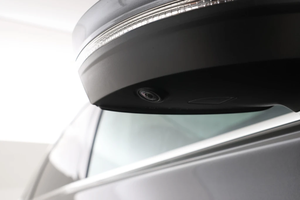 Volkswagen Touareg – foto 12