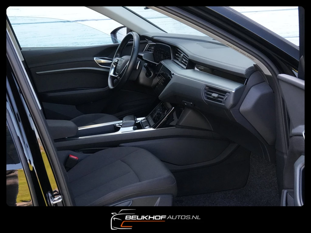 Audi e-tron – foto 20