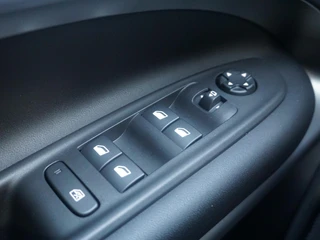 Jeep Avenger – thumbnail 13