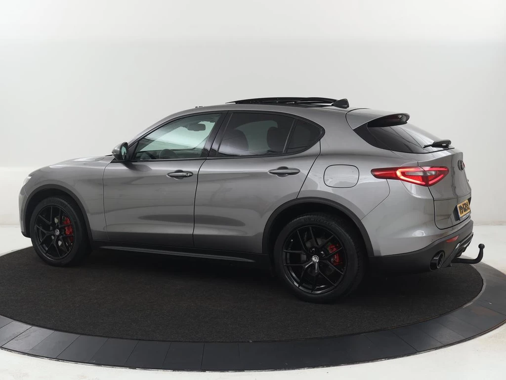 Alfa Romeo Stelvio – foto 2