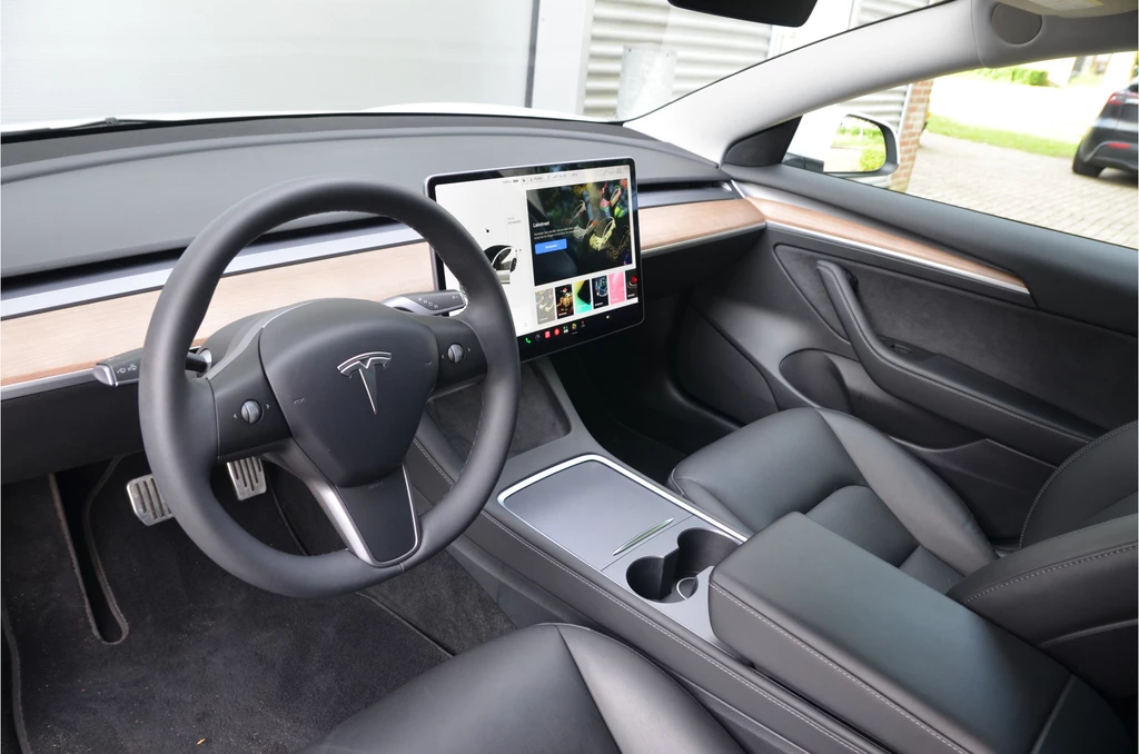 Tesla Model 3 – foto 10