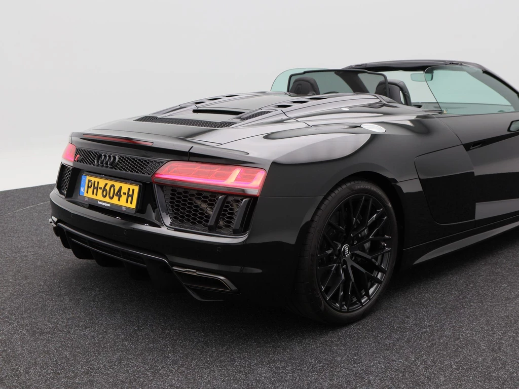 Audi R8 – foto 8
