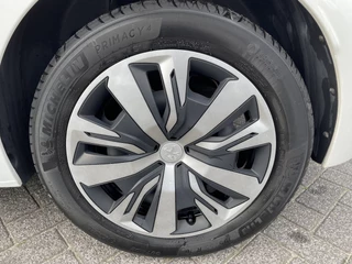 Peugeot 208 – thumbnail 8