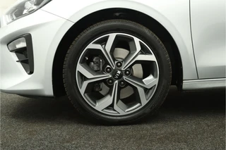 Kia Ceed – thumbnail 17