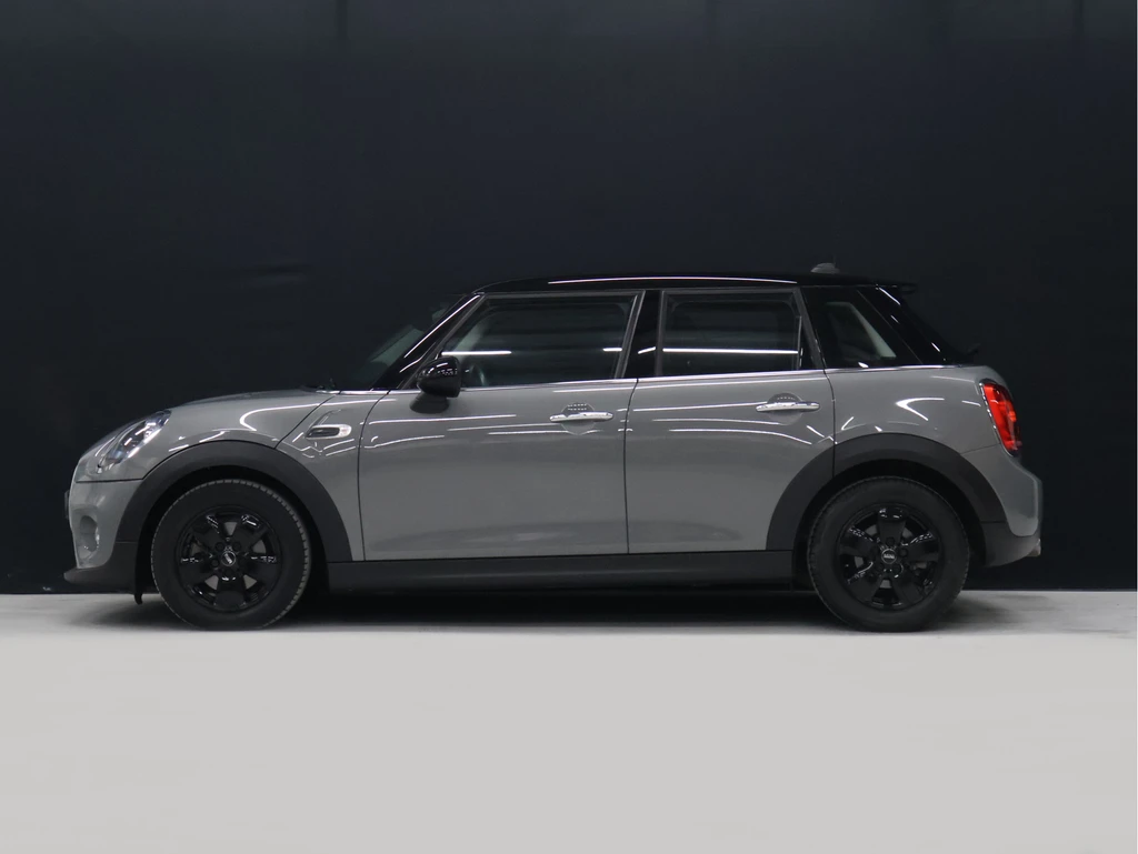 MINI 5-deurs – foto 2