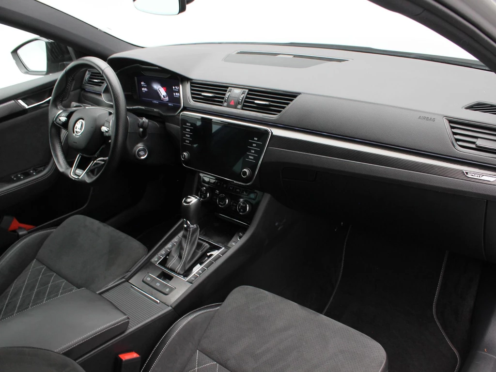 Škoda Superb – foto 39