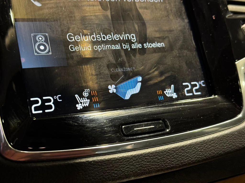 Volvo XC90 – foto 31
