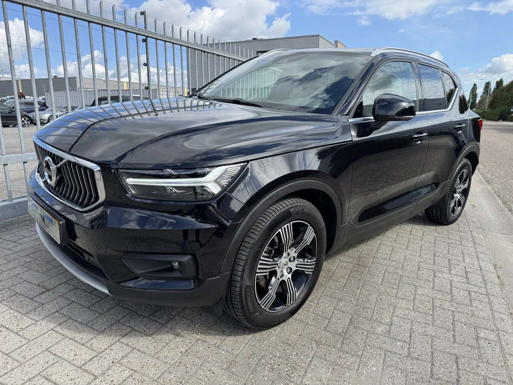Volvo XC40 – foto 1