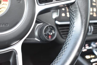 Porsche Cayenne – thumbnail 34