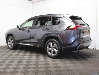Toyota RAV4 – thumbnail 3
