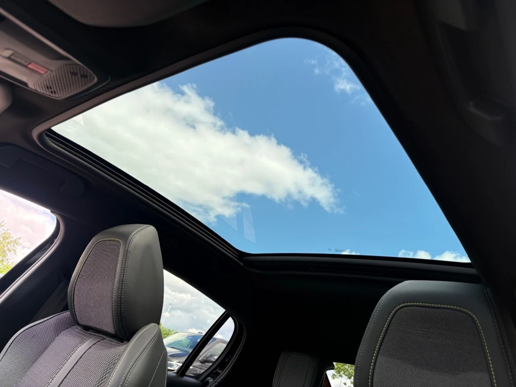 Peugeot 208 – foto 12