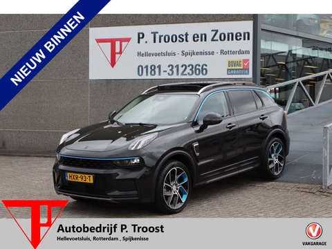 Lynk & Co 01 1.5 Panoramadak/360 graden Camera/Keyless/Lane assist/Adaptive cruise control/Apple carplay/Climate control/Stoelverwarming/Dodehoek detectie/Elektrisch sluitende achterklep/Elektrisch verstelbare stoel met geheugen