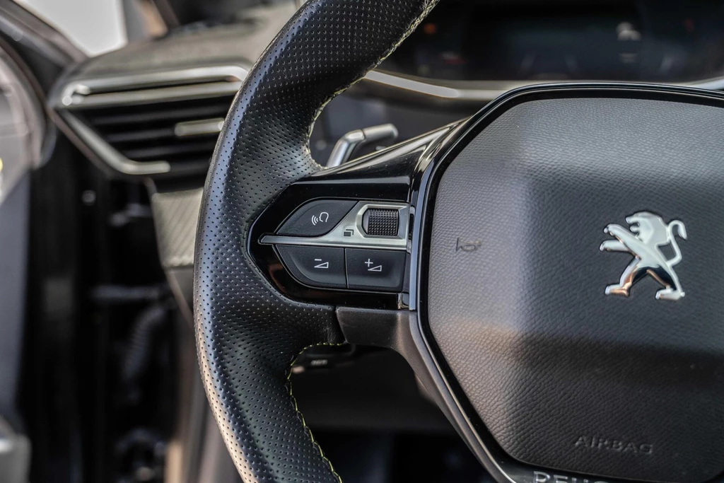 Peugeot 208 – foto 30