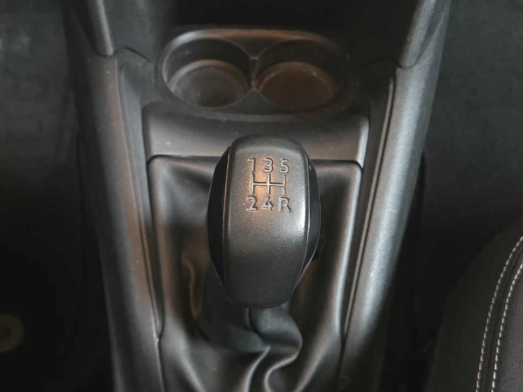 Peugeot 208 – foto 32