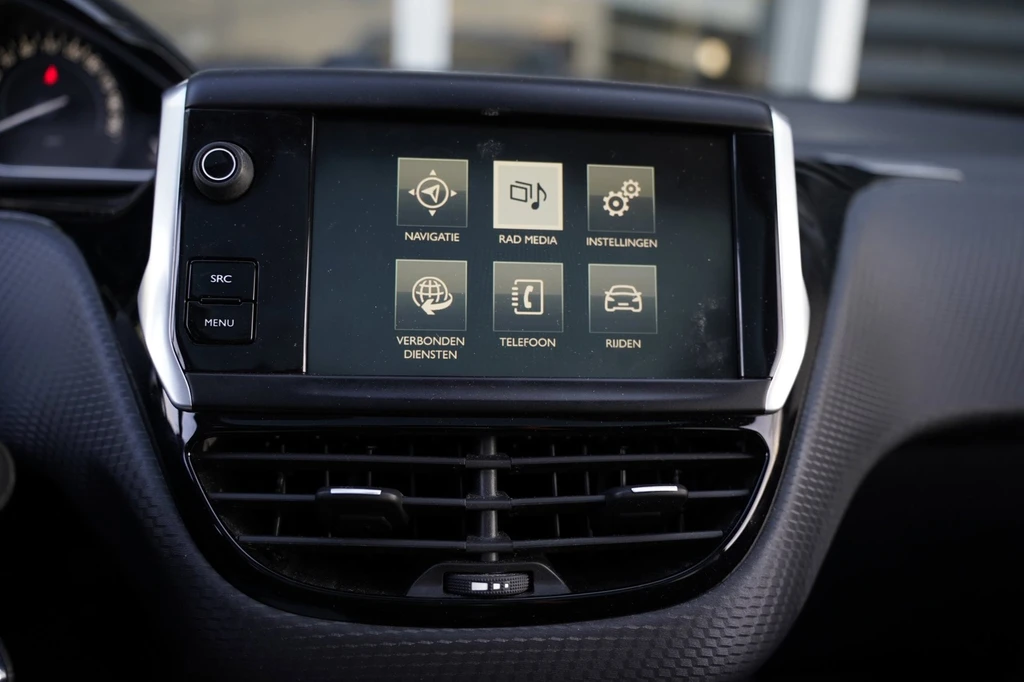 Peugeot 208 – foto 19