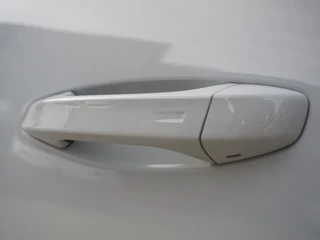 Peugeot e-3008 – thumbnail 7
