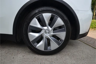 Tesla Model Y – thumbnail 35